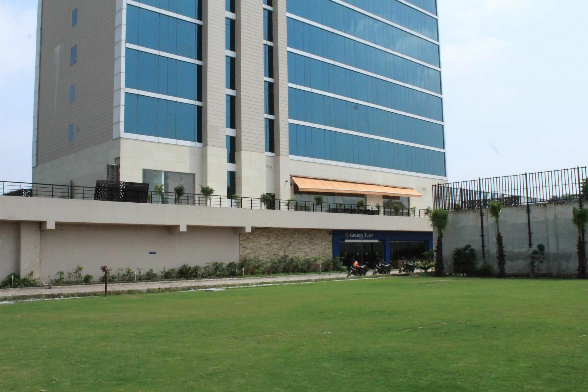 Golden Suites Gurgaon Inde Hotels Luaran gambar