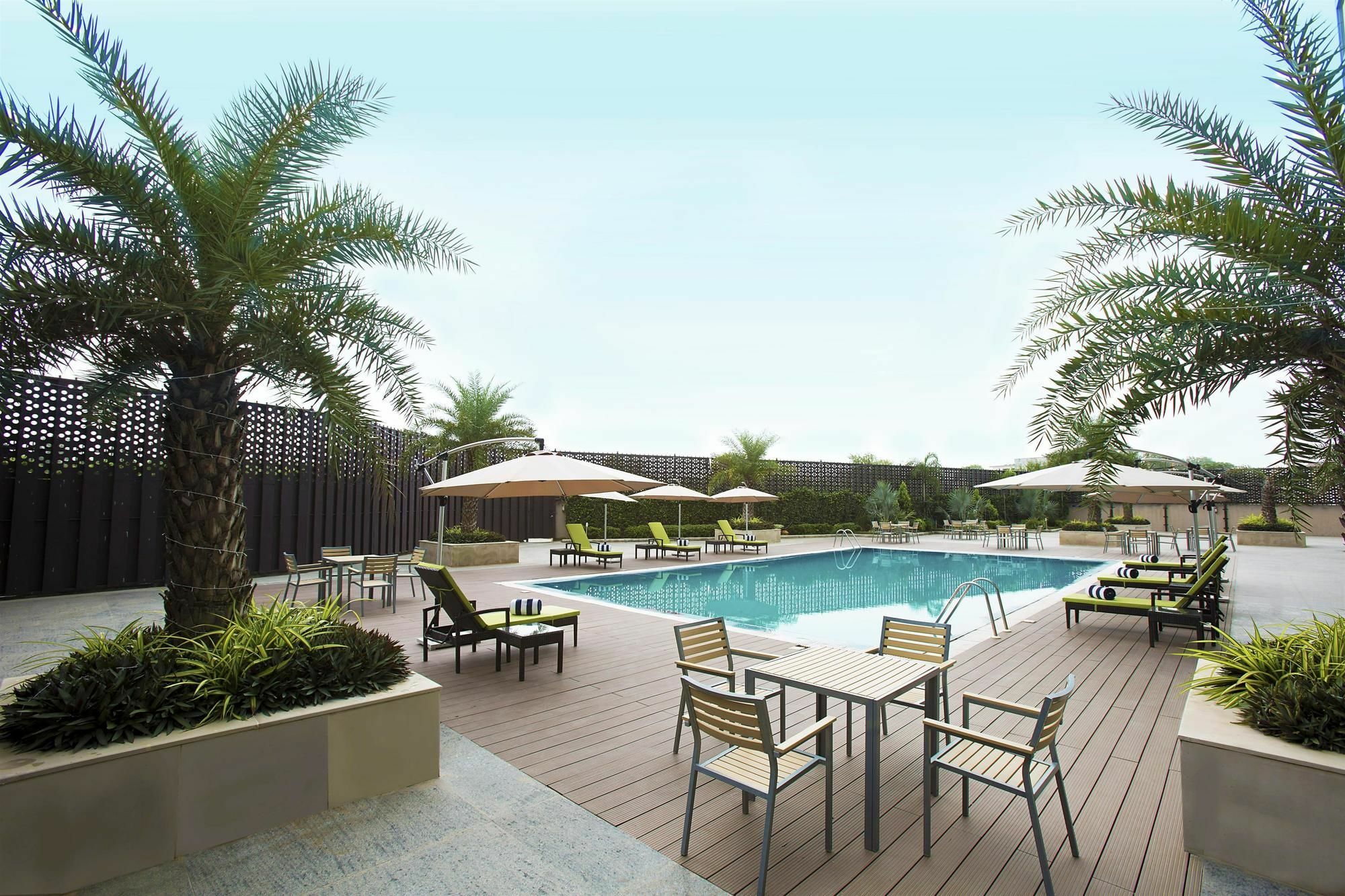 Golden Suites Gurgaon Inde Hotels Luaran gambar