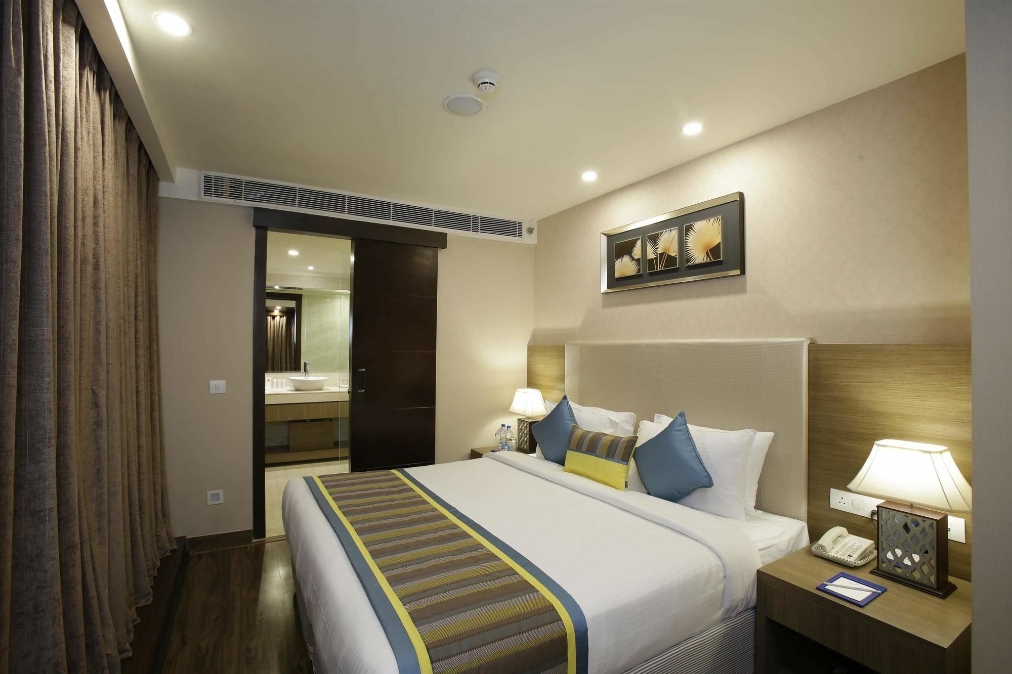 Golden Suites Gurgaon Inde Hotels Luaran gambar